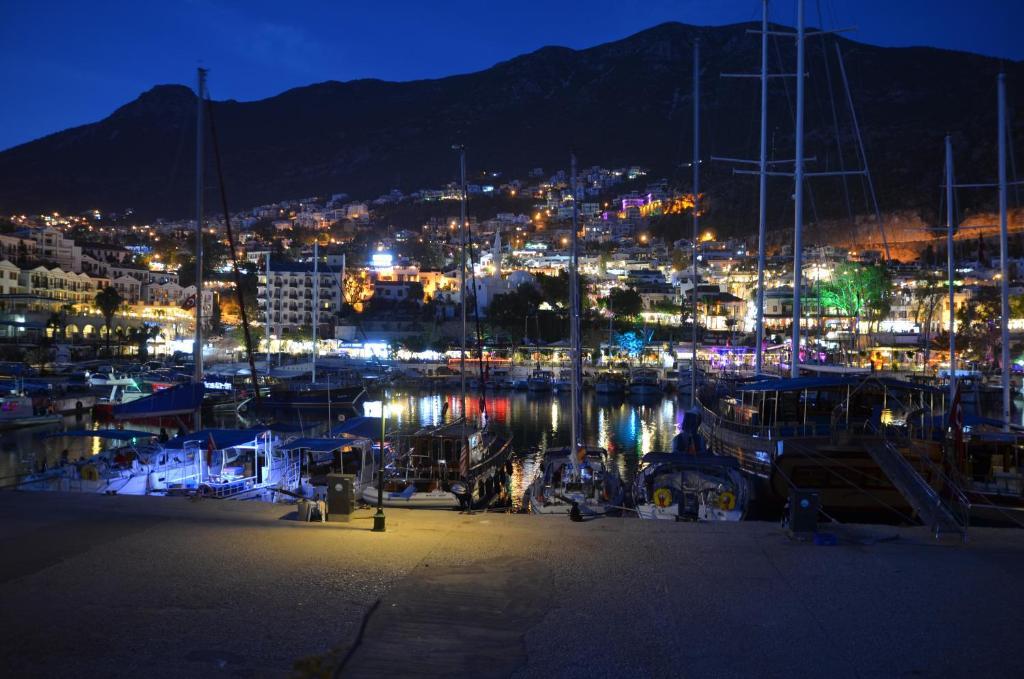 Gül Apartahotel *